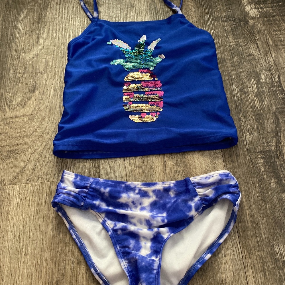 Girls Cat & Jack Size 6 / 6x tankini swimsuit